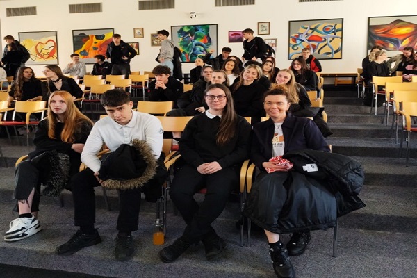 Žáci Střední policejní školy Sokolov podpořili akci Dárcovství kostní dřeně